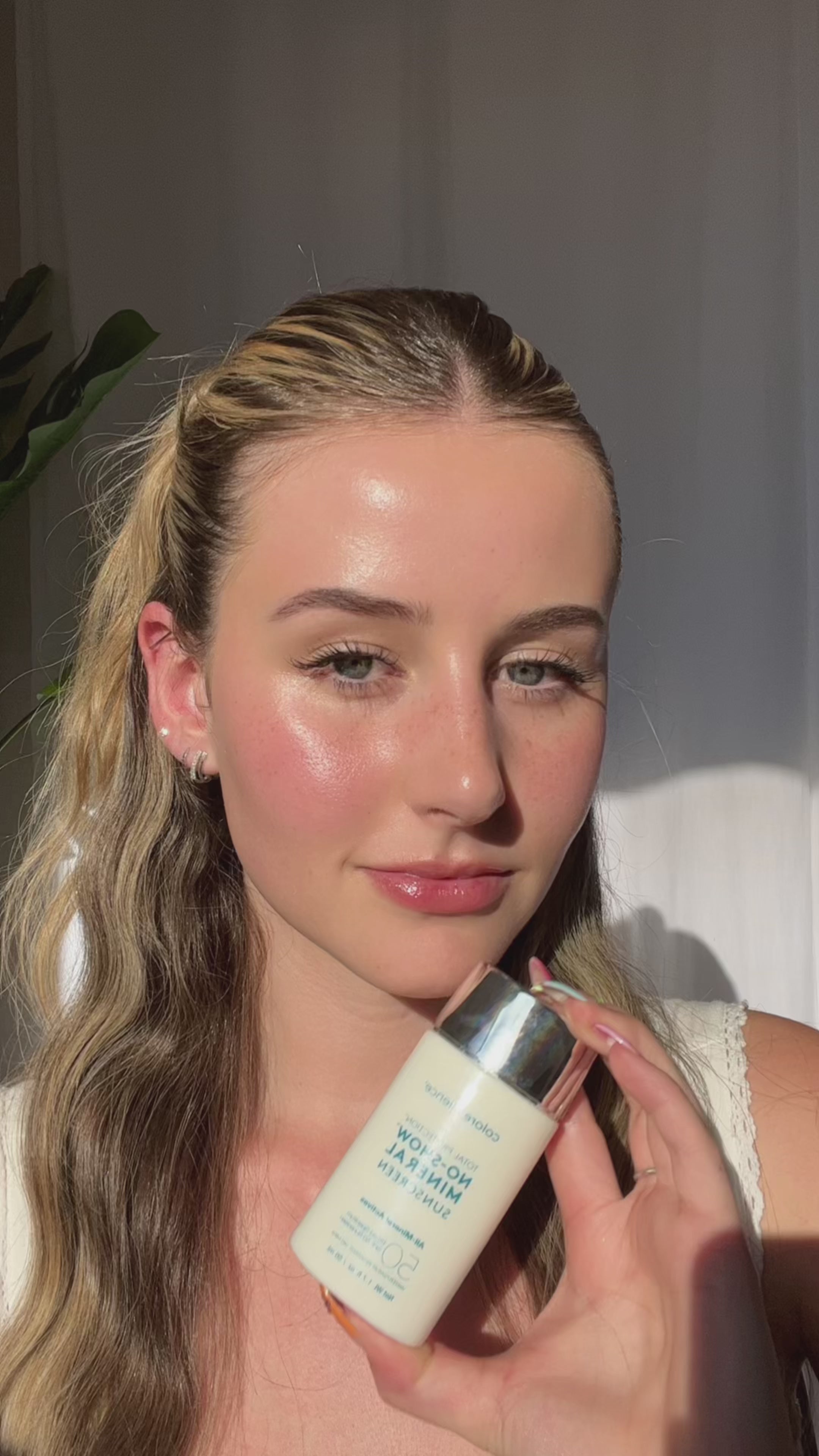 Total Protection® No-Show™ Mineral Sunscreen SPF 50