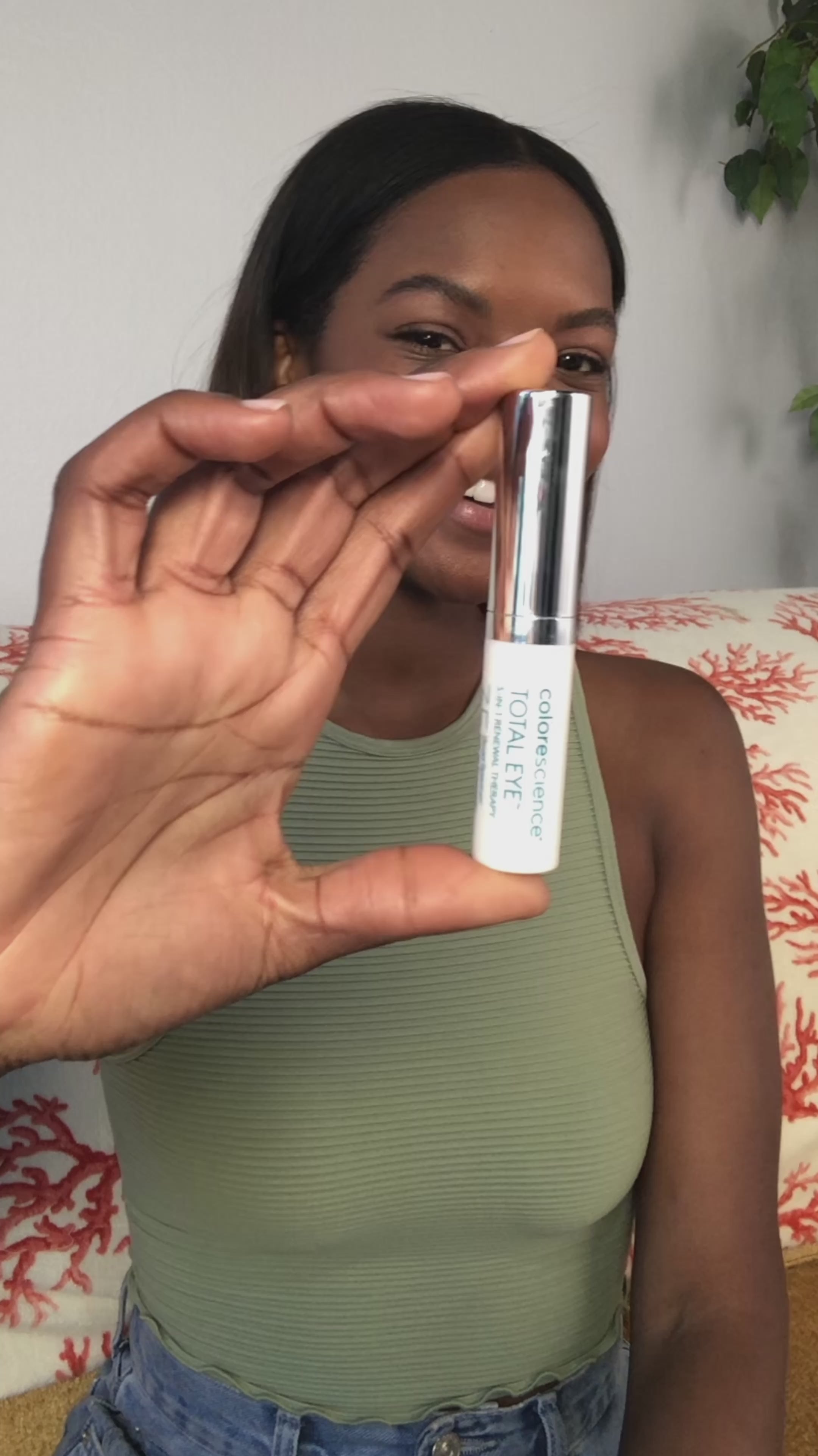 Load video: Total Eye® 3-in-1 Renewal Therapy SPF 35 Concealer, Sunscreen &amp; Eye Treatment
