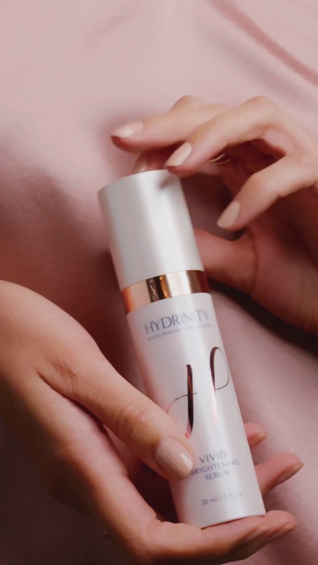 Load video: VIVID Brightening Serum